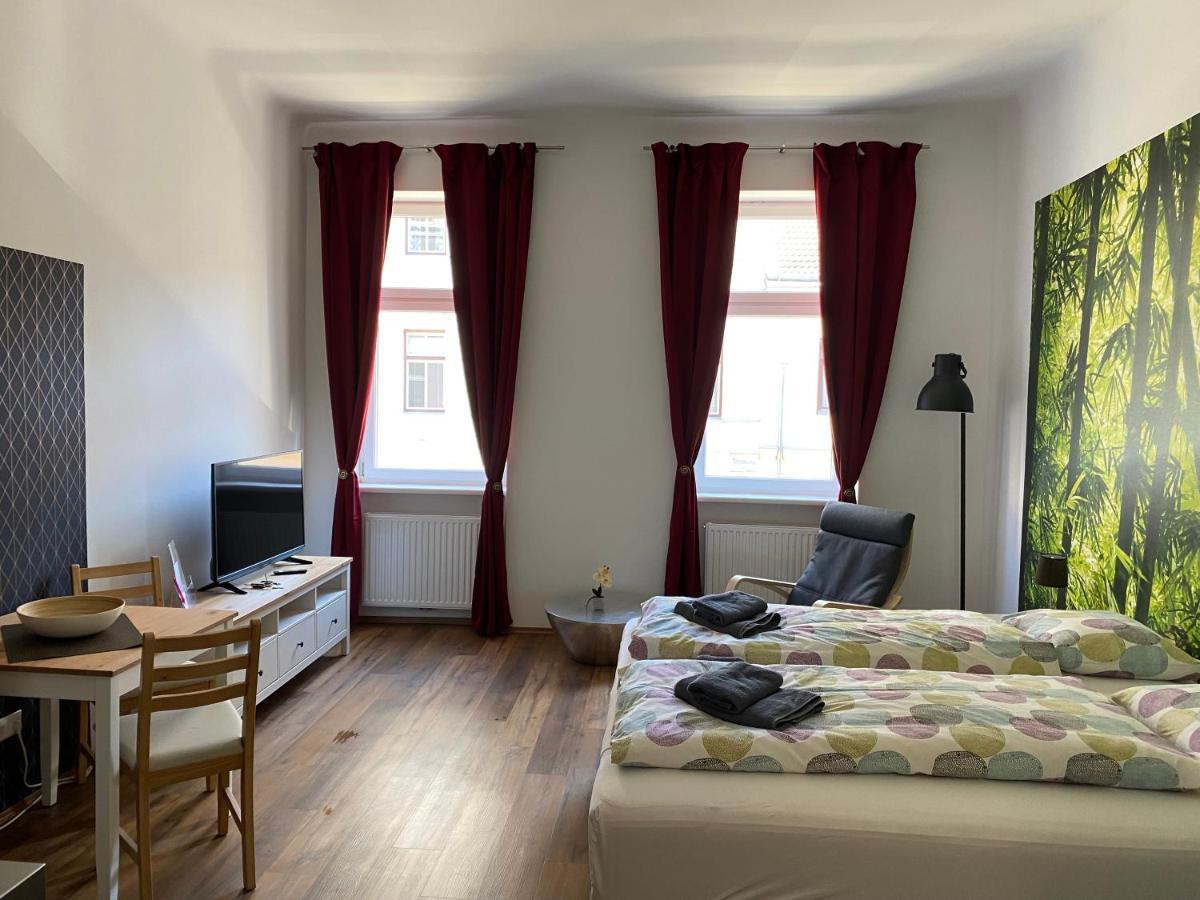 Studio & Apartments Near Reumannplatz Wien Eksteriør bilde