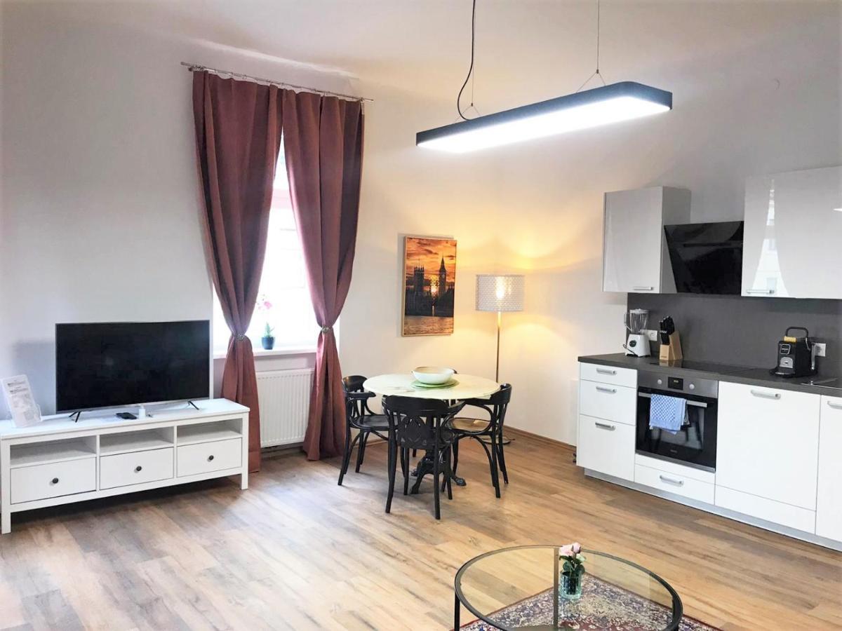 Studio & Apartments Near Reumannplatz Wien Eksteriør bilde