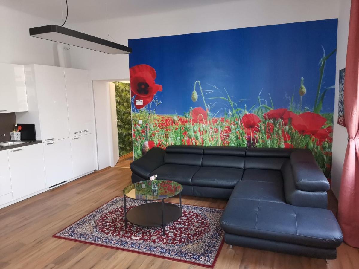 Studio & Apartments Near Reumannplatz Wien Eksteriør bilde