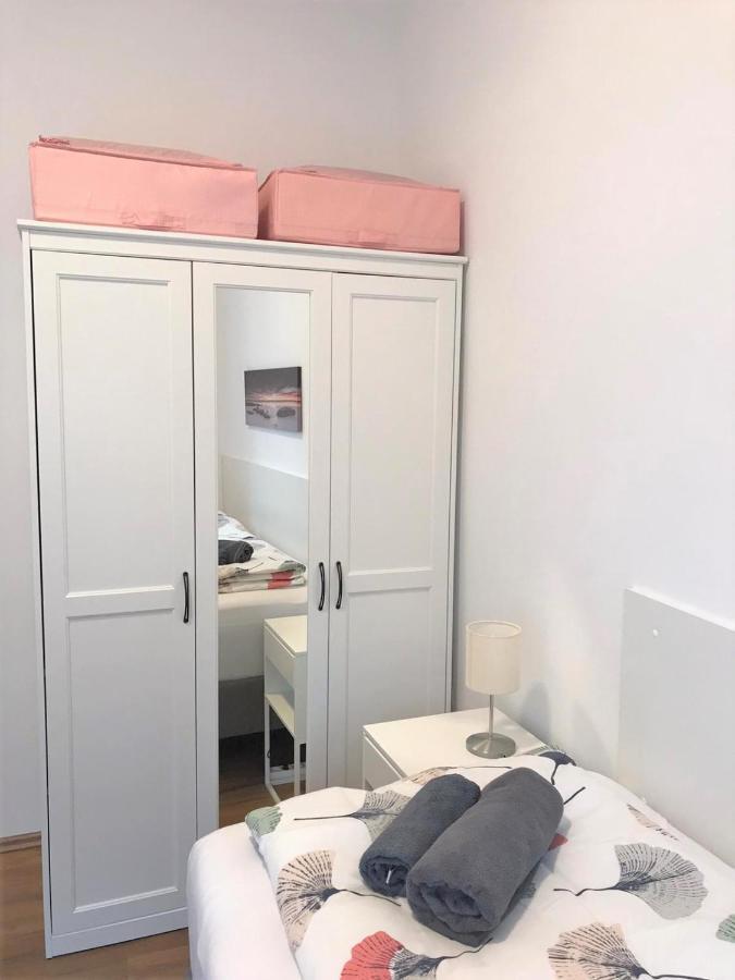 Studio & Apartments Near Reumannplatz Wien Eksteriør bilde