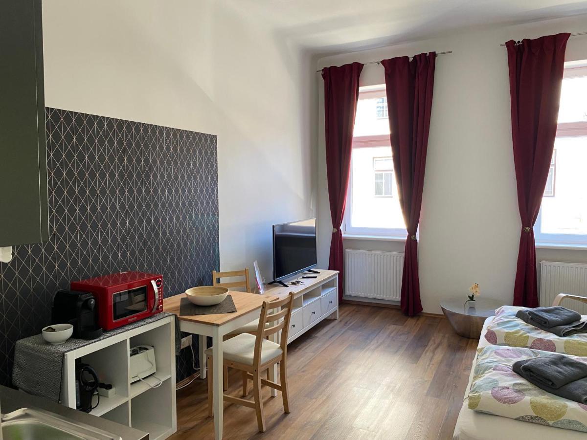 Studio & Apartments Near Reumannplatz Wien Eksteriør bilde