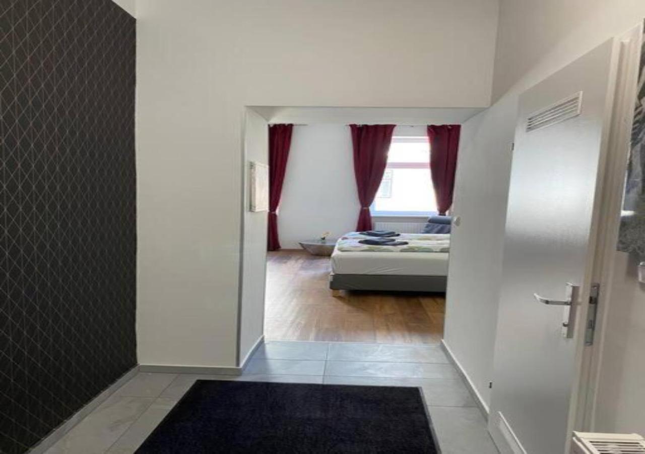 Studio & Apartments Near Reumannplatz Wien Eksteriør bilde