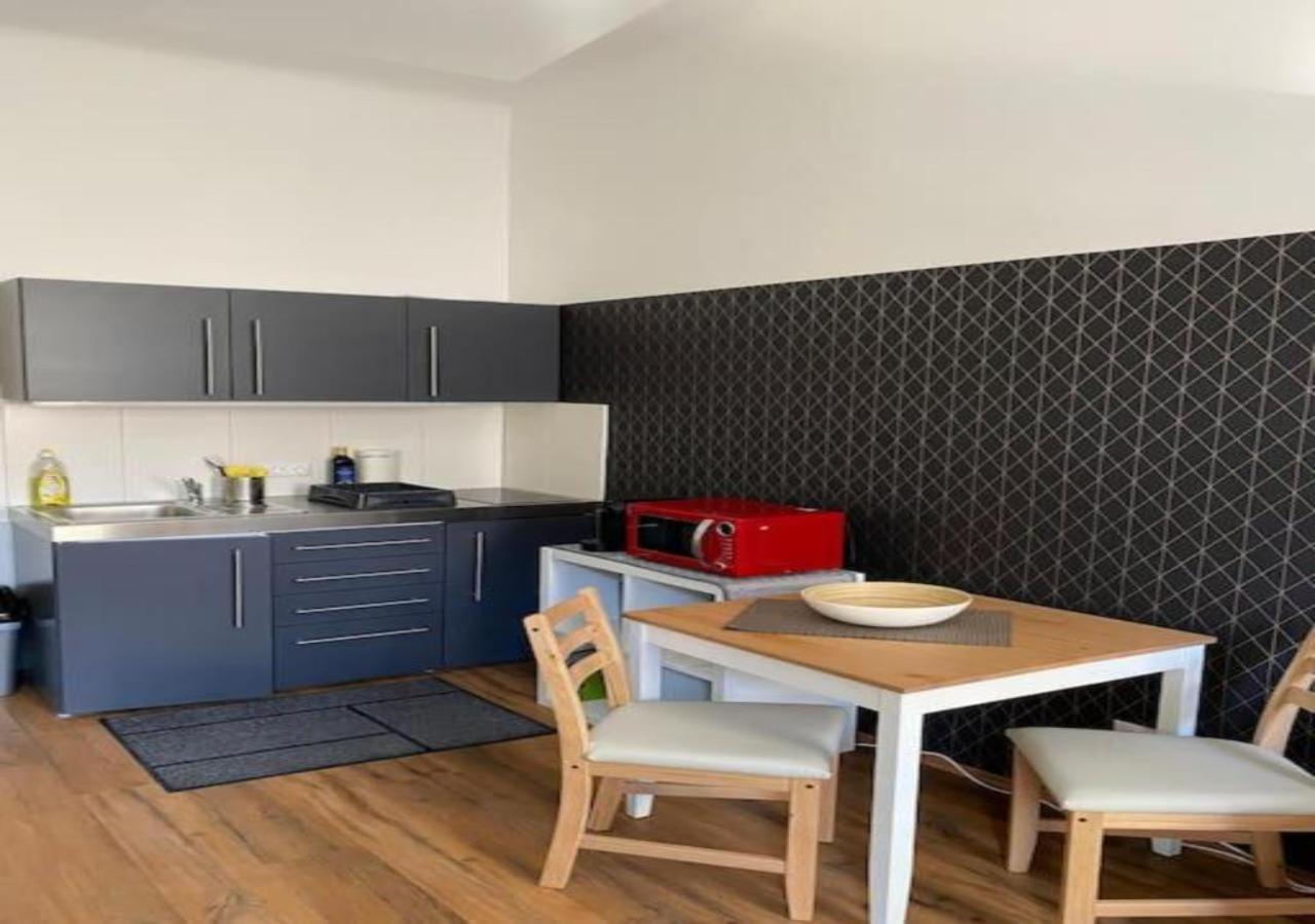 Studio & Apartments Near Reumannplatz Wien Eksteriør bilde